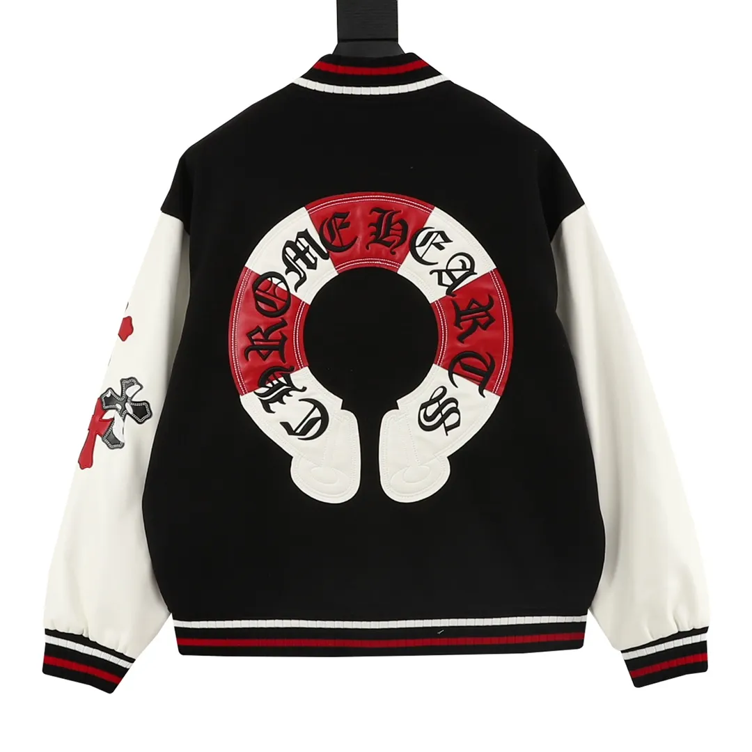 🅿️570 CH/Cro Heart Horseshoe Embroidered Baseball Jacket Warm reminder: It is recommended to hand wash or dry clean! ! This year is particularly popular. Baseball uniform jackets are available at all levels on the market (you must compare the details). The most powerful quality control. Baseball uniforms have been produced and researched for 7 years. The details are exquisite. With it, you will be the most handsome boy in the world. The fully painted four-button buckle (button with LOGO), the fabric is customized for more than a month. It is not ready-made in the market. It is made of wool blend, custom-woven and dyed. It has high color fastness. It is recommended to hand wash or dry clean for the first time. "Custom-woven knitted rib at the hem", the lining is made of silky and delicate cupro fiber material, which can be worn directly next to the body. It is extremely comfortable, a heavyweight item, purchase version! Size：XS-L